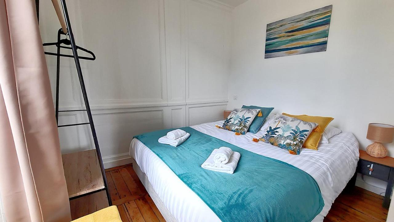 Les Lices, T2 De Caractere En Plein Centre Historique Apartment Vannes Bagian luar foto