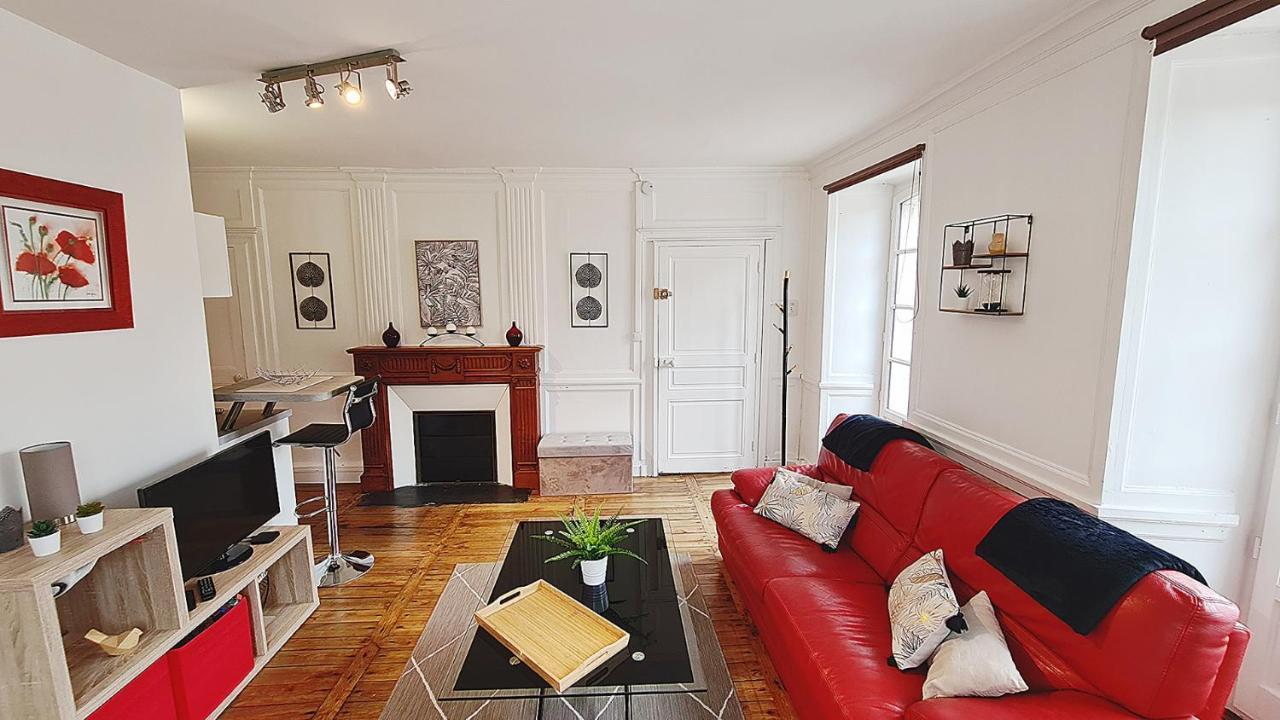 Les Lices, T2 De Caractere En Plein Centre Historique Apartment Vannes Bagian luar foto