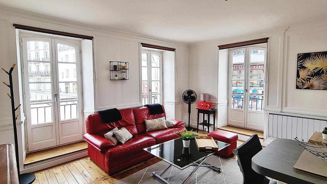 Les Lices, T2 De Caractere En Plein Centre Historique Apartment Vannes Bagian luar foto